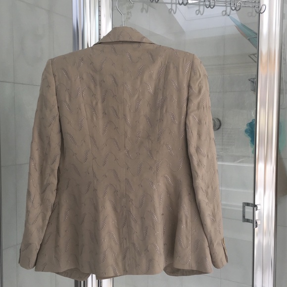 Silk jacket and vest - Picture 4 of 6